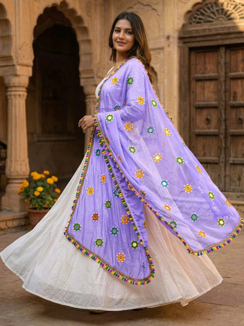 TAMNNA DUPATTA HUB Dupatta with Mirror Work - Image 6