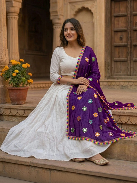 TAMNNA DUPATTA HUB Ethnic Motifs Dupatta with Mirror Work - Image 2
