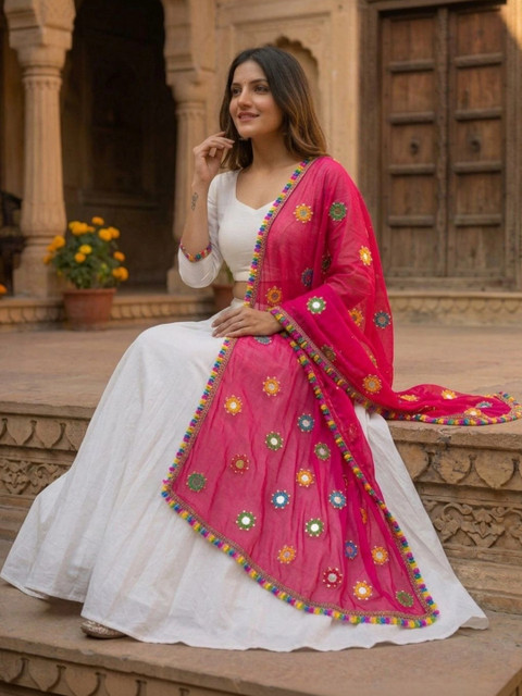 TAMNNA DUPATTA HUB Ethnic Motifs Embroidered Dupatta with Mirror Work - Image 5
