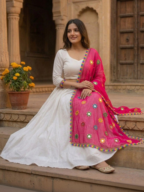 TAMNNA DUPATTA HUB Ethnic Motifs Embroidered Dupatta with Mirror Work - Image 7