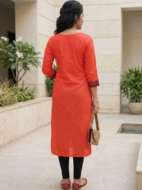PARNAVI Women Floral Printed Floral Kurta - Image 5