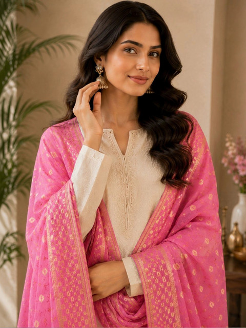 STUTI FASHION Woven Design Dupatta with Zari - Image 3