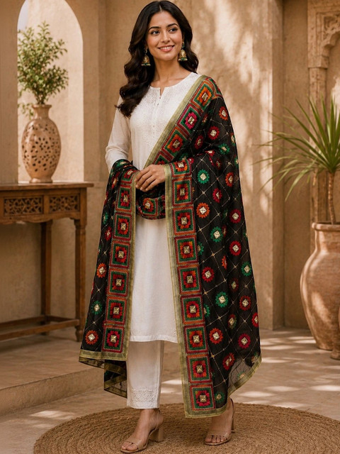 STUTI FASHION Ethnic Motifs Embroidered Dupatta with Thread Work