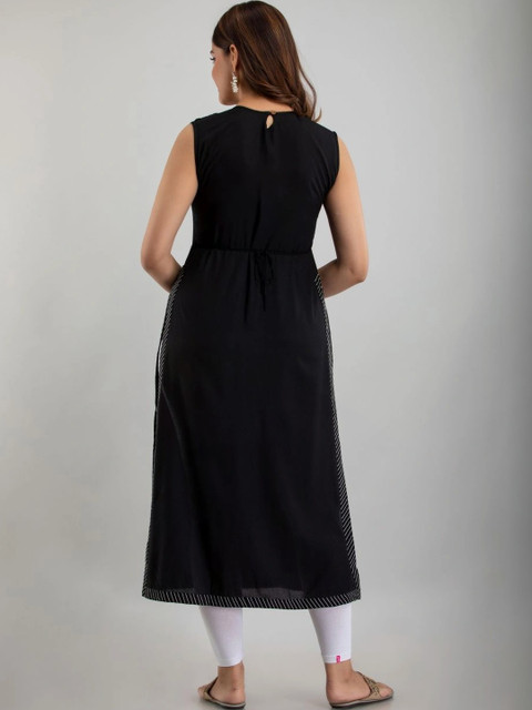 Sangria Women Embroidered Thread Work Kurta - Image 7