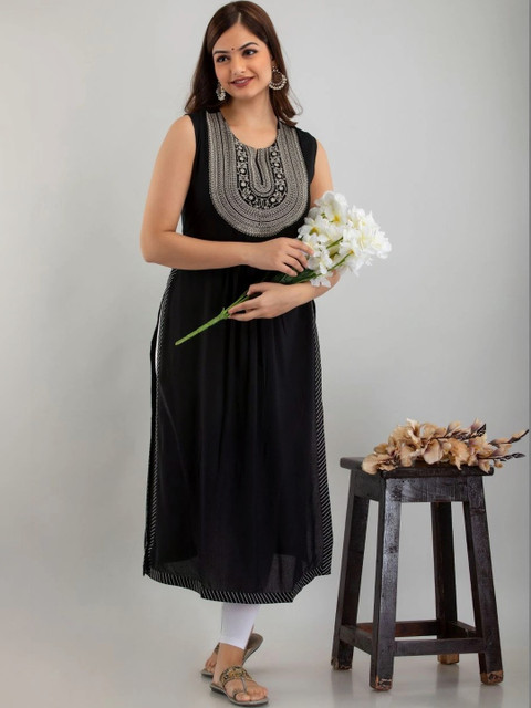 Sangria Women Embroidered Thread Work Kurta