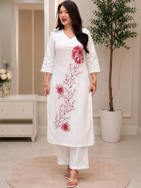 Komurr Embroidered Tunic with Trousers - Image 5