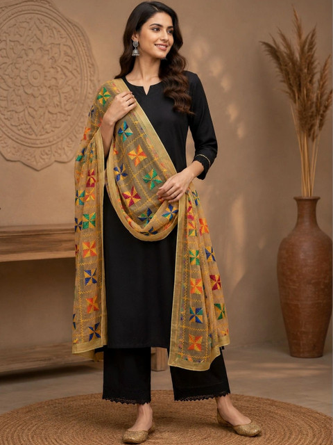 STUTI FASHION Embroidered Dupatta with Thread Work