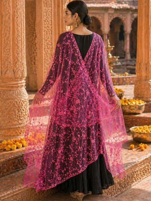 STUTI FASHION Embroidered Dupatta with Thread Work - Image 4