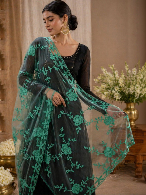 STUTI FASHION Embroidered Dupatta with Thread Work - Image 5