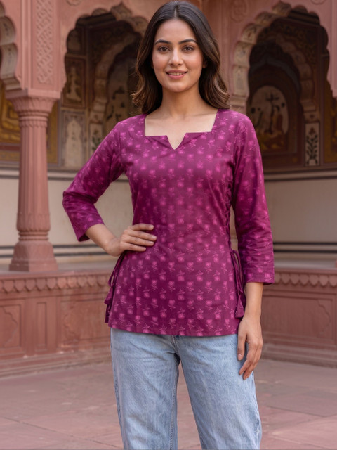 Bunkari Women Floral Printed Floral Kurta