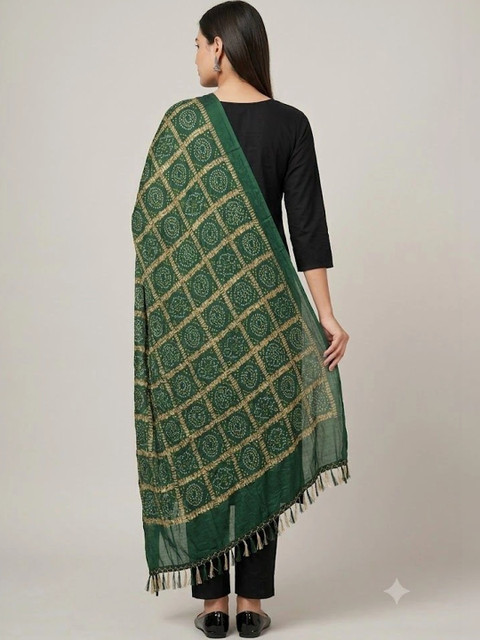 IVAARA Printed Bandhani Dupatta - Image 4