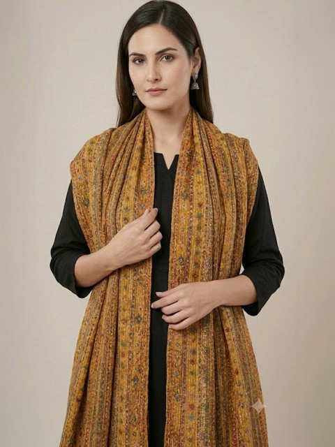IVAARA Ethnic Motifs Embroidered Dupatta with Thread Work