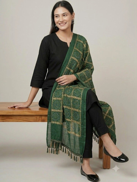 IVAARA Printed Bandhani Dupatta - Image 3
