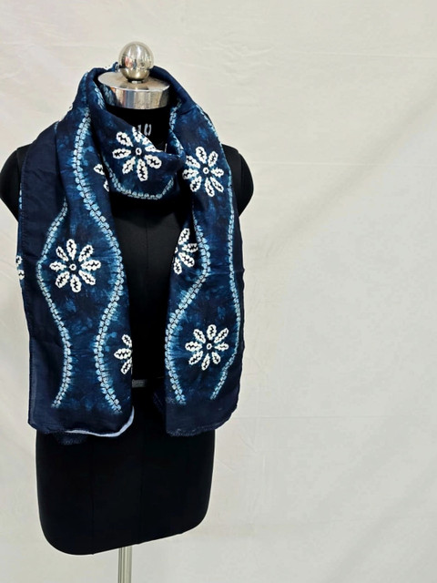 IVAARA Printed Bandhani Dupatta - Image 3