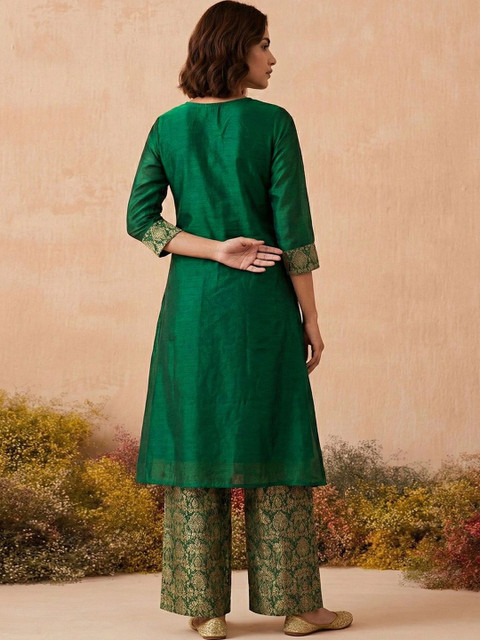 House of Pataudi Women Ethnic Motifs Regular Kurta with Palazzos - Image 2