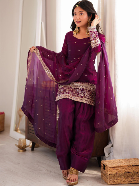 HERE&NOW Women Ethnic Motifs Embroidered Regular Thread Work Kurta with Patiala & With Dupatta - Image 2