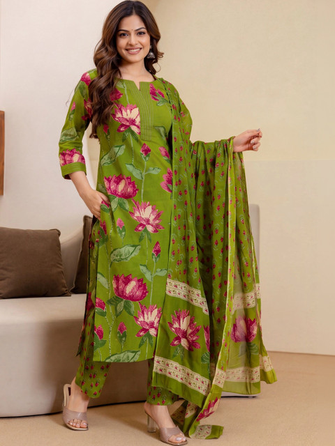 Shree Ramkrishna Fab Women Floral Printed Regular Pure Cotton Kurta with Trousers & With Dupatta