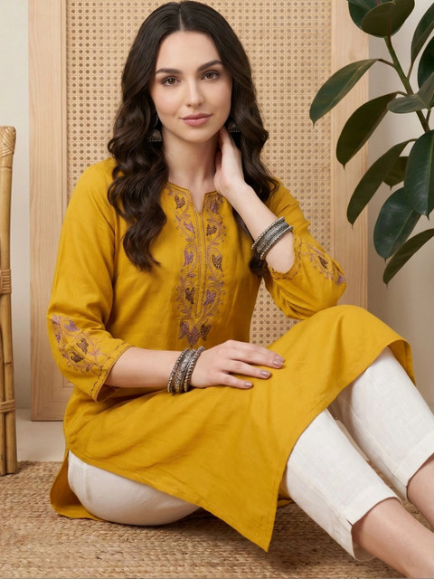 Anouk Women Embroidered Thread Work Kurta