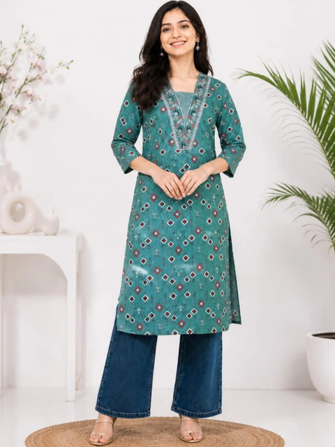 SHIFZ Women Geometric Printed Thread Work Kurta