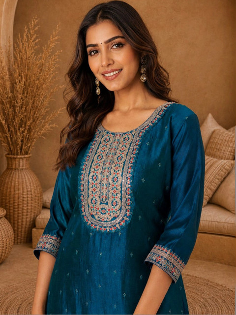 Anouk Rustic Women Embroidered Thread Work Kurta - Image 2