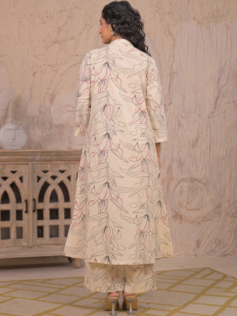 SAANWRI Women Floral Printed Floral Kurta - Image 4