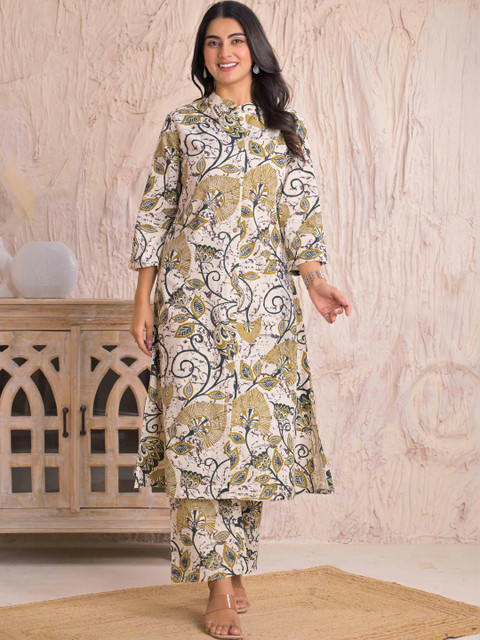 SAANWRI Women Floral Printed Indie Florals Kurta