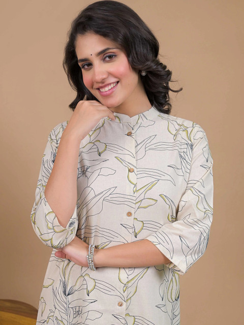 SAANWRI Women Floral Printed Floral Kurta - Image 2