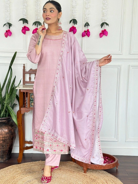 GOPIKA VASTRA Women Ethnic Motifs Embroidered Regular Thread Work Kurta with Trousers & With Dupatta - Image 5