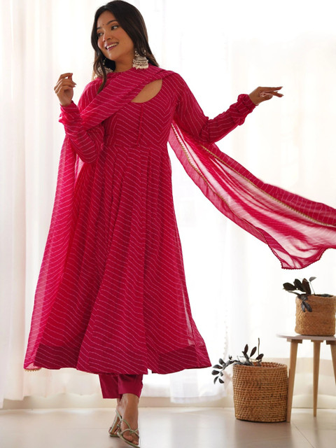 NORAFLEX Women Leheriya Printed Empire Kurta with Trousers & With Dupatta - Image 5