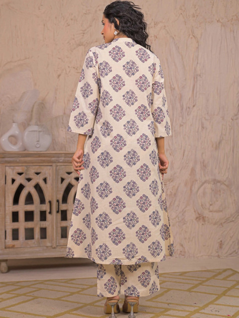 SAANWRI Women Floral Printed Indie Prints Kurta - Image 4