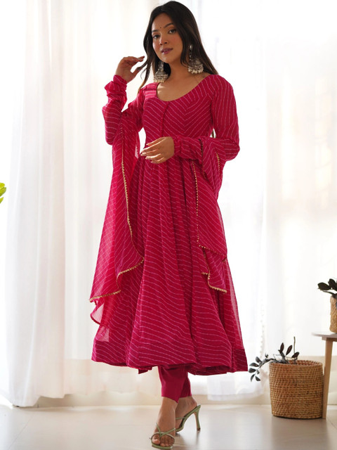 NORAFLEX Women Leheriya Printed Empire Kurta with Trousers & With Dupatta - Image 4