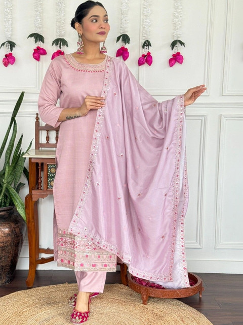 GOPIKA VASTRA Women Ethnic Motifs Embroidered Regular Thread Work Kurta with Trousers & With Dupatta
