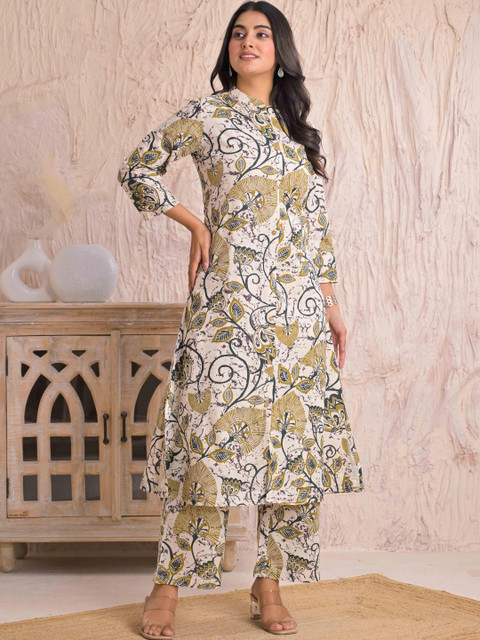 SAANWRI Women Floral Printed Indie Florals Kurta - Image 5