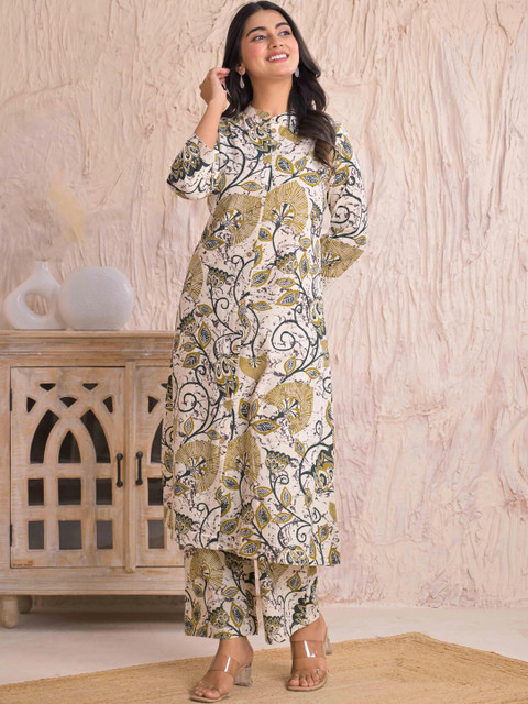 SAANWRI Women Floral Printed Indie Florals Kurta - Image 2