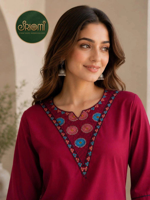 SRIOMI Embroidered Round Neck Kurta With Trousers - Image 2