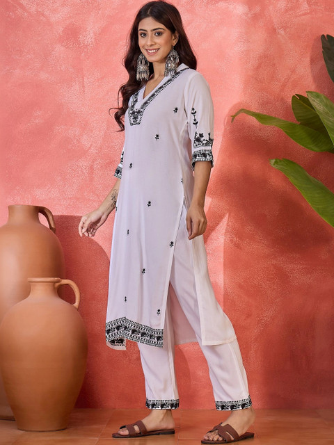 Sangria Embroidered Tunic with Trousers - Image 6