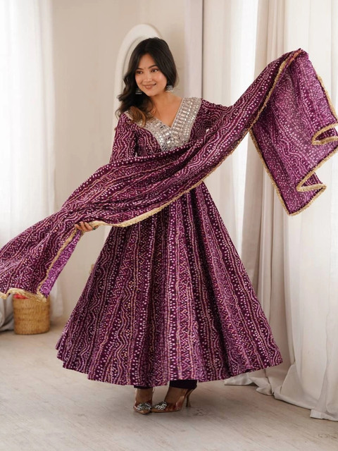 Homexa Enterprise Women Ethnic Motifs Printed Regular Mirror Work Kurta with Trousers & With Dupatta