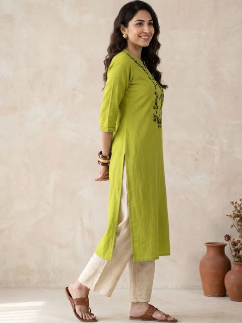 Anouk Women Ethnic Motifs Embroidered Thread Work Kurta - Image 3
