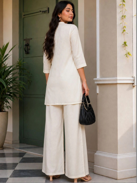 Moda Rapido Grandeur & Majestic Artwork Cotton Embroidered Top with Palazzos - Image 2