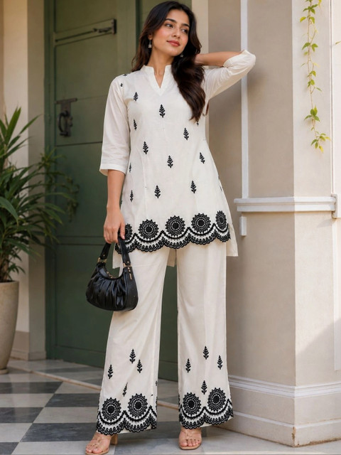 Moda Rapido Grandeur & Majestic Artwork Cotton Embroidered Top with Palazzos