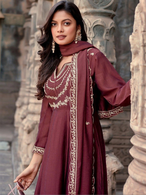 ANVERI TEXTILES Women Ethnic Motifs Embroidered Empire Thread Work Kurta with Trousers & With Dupatta - Image 5