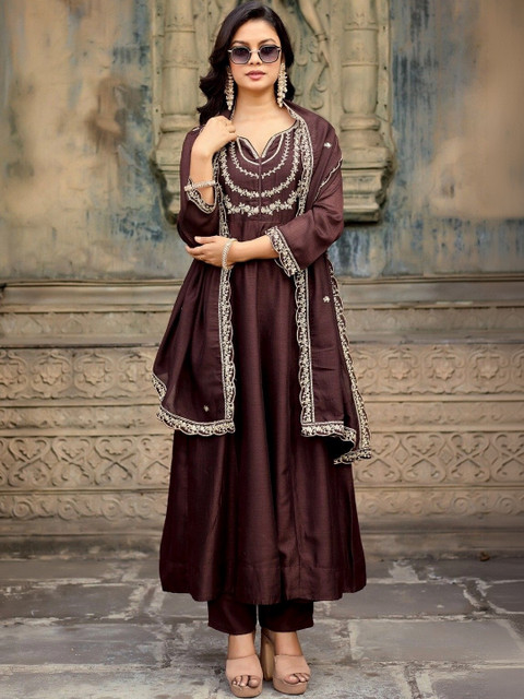 ANVERI TEXTILES Women Ethnic Motifs Embroidered Empire Thread Work Kurta with Trousers & With Dupatta - Image 7