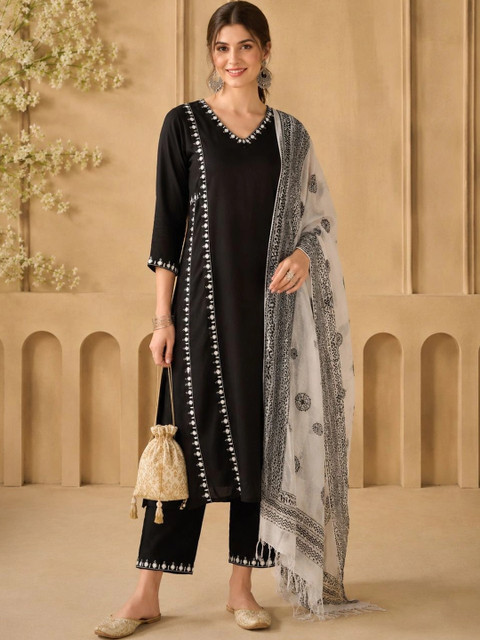Anouk Women Ethnic Motifs Embroidered Regular Kurta with Trousers & With Dupatta - Image 5