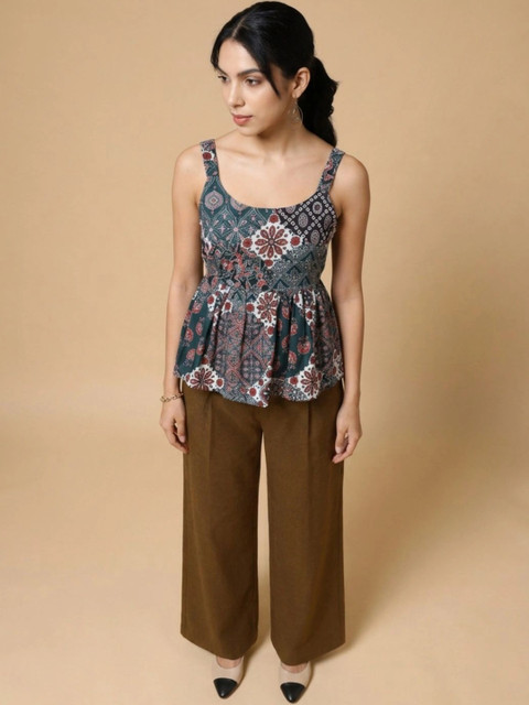 Istyle Can Grandeur & Majestic Artwork Cotton Printed Top with Trousers - Image 7