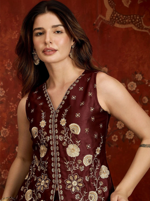 House of Pataudi Embroidered Top with Palazzos - Image 4