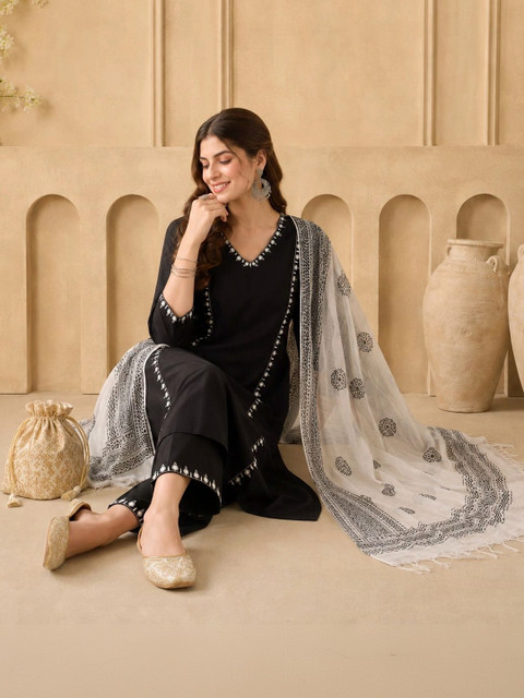 Anouk Women Ethnic Motifs Embroidered Regular Kurta with Trousers & With Dupatta - Image 4