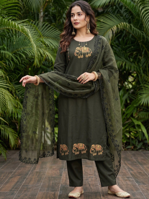 SHRI VANYA CREATION Women Ethnic Motifs Embroidered Regular Thread Work Kurta with Trousers & With Dupatta
