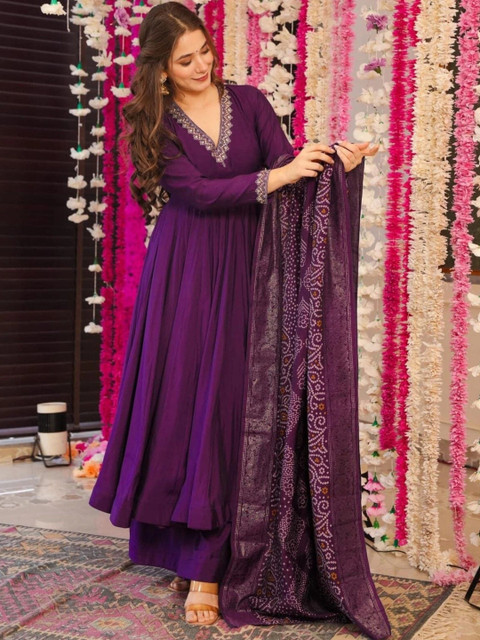 KALINI Women Ethnic Motifs Empire Thread Work Kurta with Palazzos & With Dupatta - Image 3
