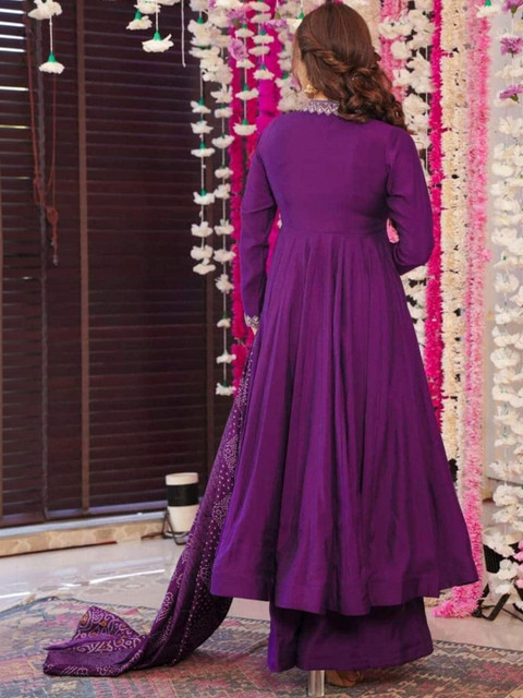 KALINI Women Ethnic Motifs Empire Thread Work Kurta with Palazzos & With Dupatta - Image 2