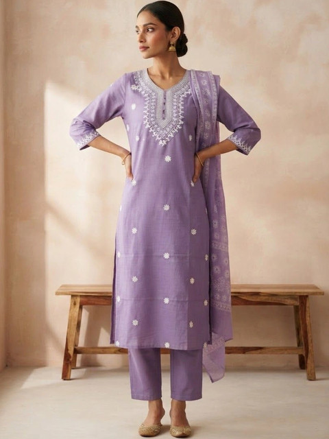 ERIKA Women Ethnic Motifs Embroidered Regular Chikankari Kurta with Trousers & With Dupatta - Image 4